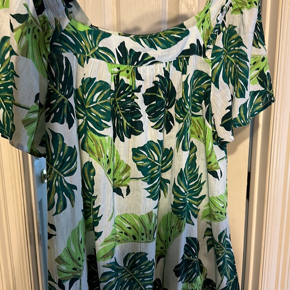 Draper James dress. Floral print. NWT. - Picture 3 of 5